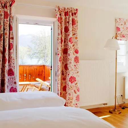 Landhaus Marinella Hotel Garni Bad Wiessee Room photo